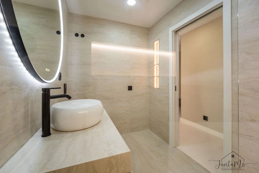 Apartamento T2 para Venda em Venteira Foto 29
