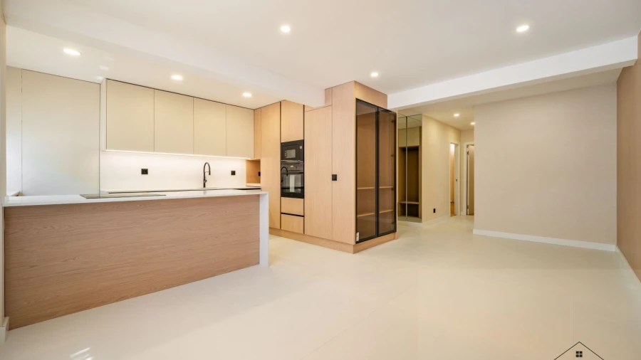 Apartamento T2 para Venda em Venteira