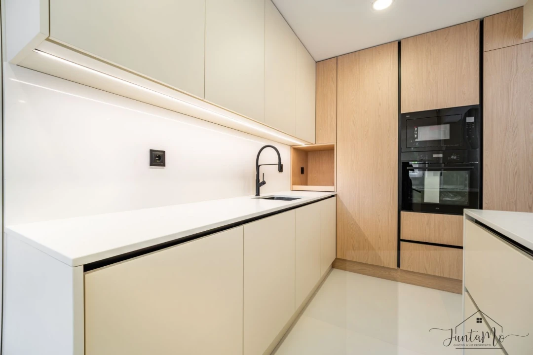Apartamento T2 para Venda em Venteira Foto 14