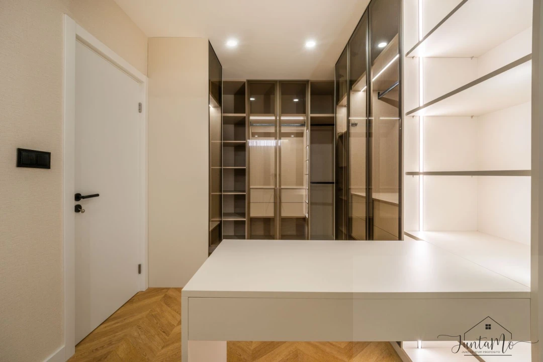 Apartamento T2 para Venda em Venteira Foto 25