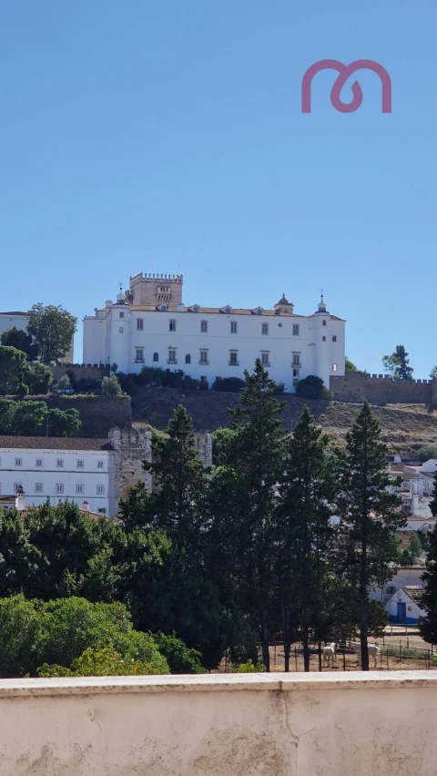 Moradia T7 para Venda em Estremoz (Santa Maria e Santo André)