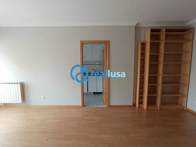 Apartamento T1 para Venda em Paranhos Foto 6
