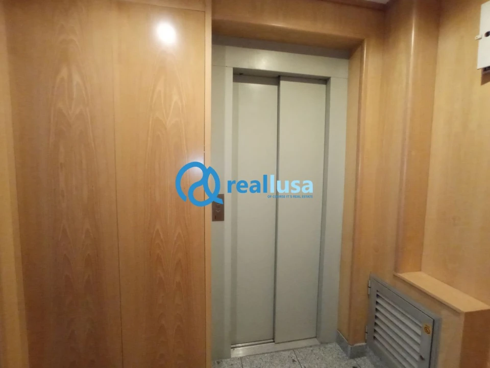 Apartamento T1 para Venda em Paranhos Foto 15