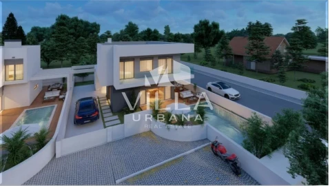 Moradia T4 para Venda em Charneca de Caparica e Sobreda