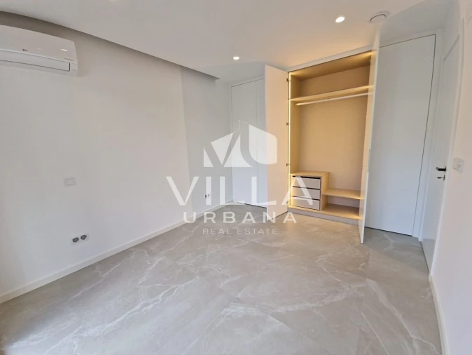 Moradia T4 para Venda em Charneca de Caparica e Sobreda Foto 16