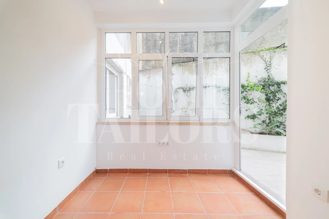 Apartamento T1 para Arrendamento em São Vicente Foto 11