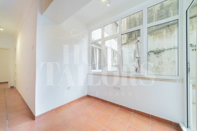 Apartamento T1 para Arrendamento em São Vicente