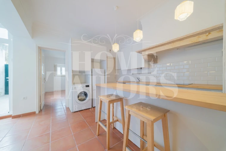 Apartamento T1 para Arrendamento em São Vicente Foto 6