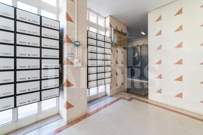 Apartamento T1 para Arrendamento em São Vicente