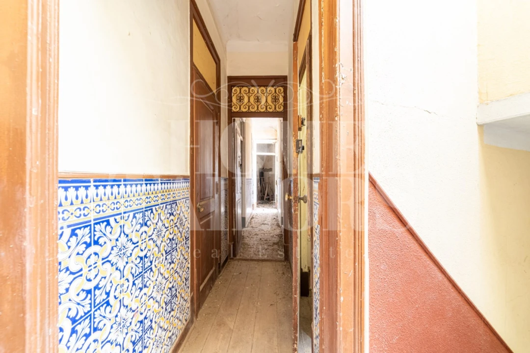 Prédio para Venda em Santa Maria Maior Foto 16