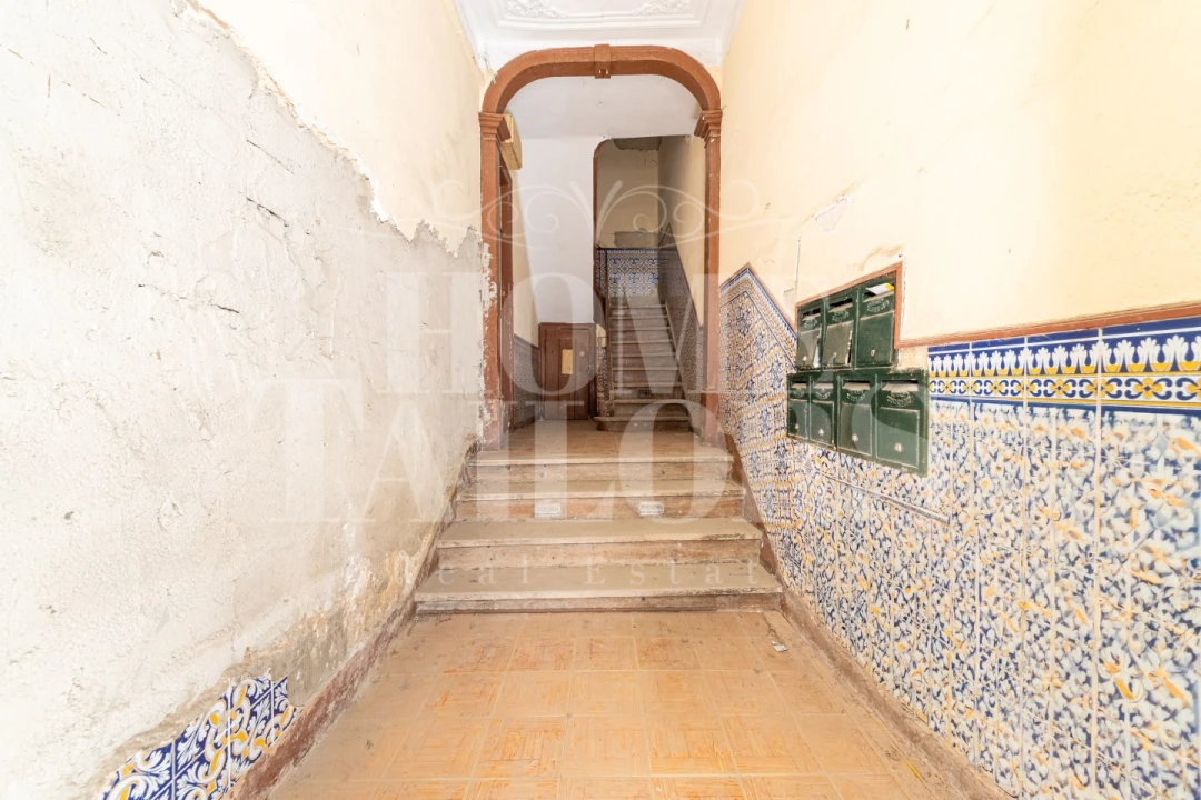 Prédio para Venda em Santa Maria Maior Foto 24