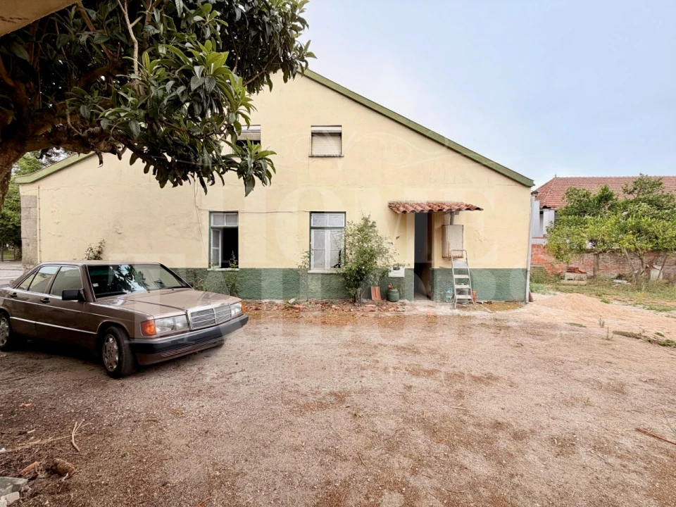 Moradia T4 para Venda em Currelos, Papízios e Sobral Foto 1