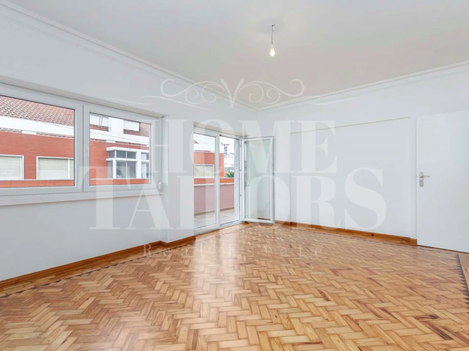 Apartamento T3 para Arrendamento em Santo António Foto 6