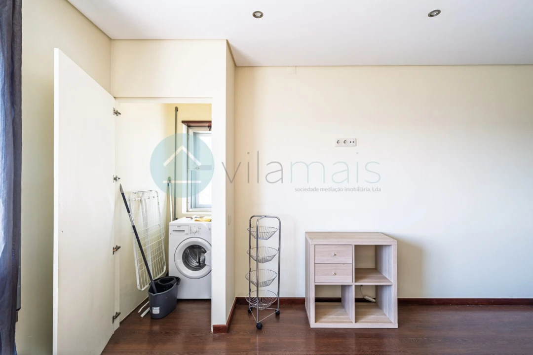 Apartamento T2 para Venda em Paranhos Foto 7