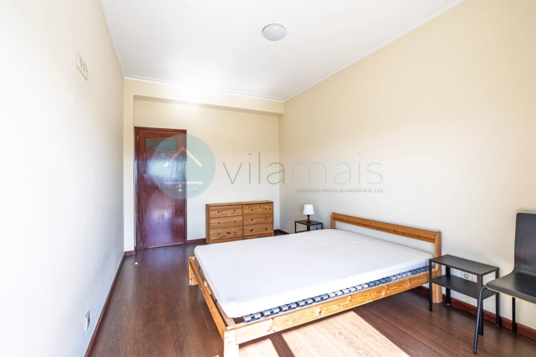 Apartamento T2 para Venda em Paranhos Foto 13