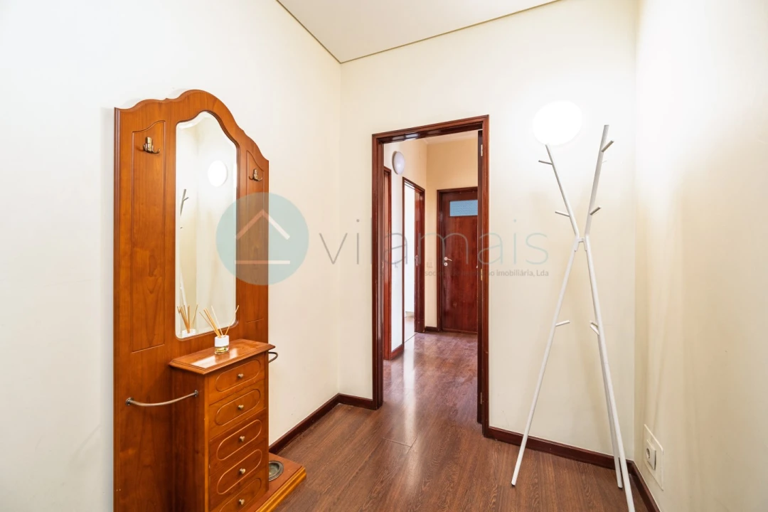 Apartamento T2 para Venda em Paranhos Foto 16