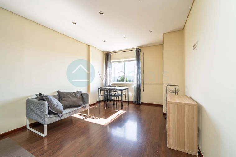 Apartamento T2 para Venda em Paranhos Foto 6