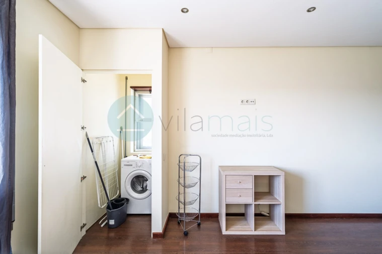 Apartamento T2 para Venda em Paranhos Foto 7