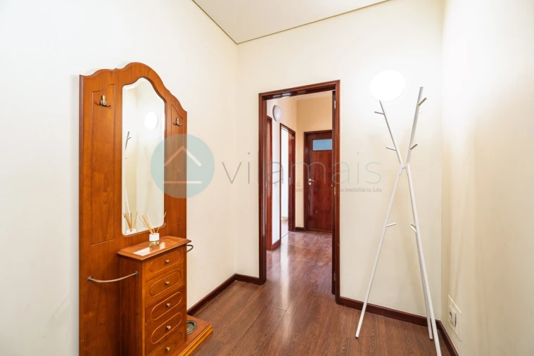 Apartamento T2 para Venda em Paranhos Foto 16