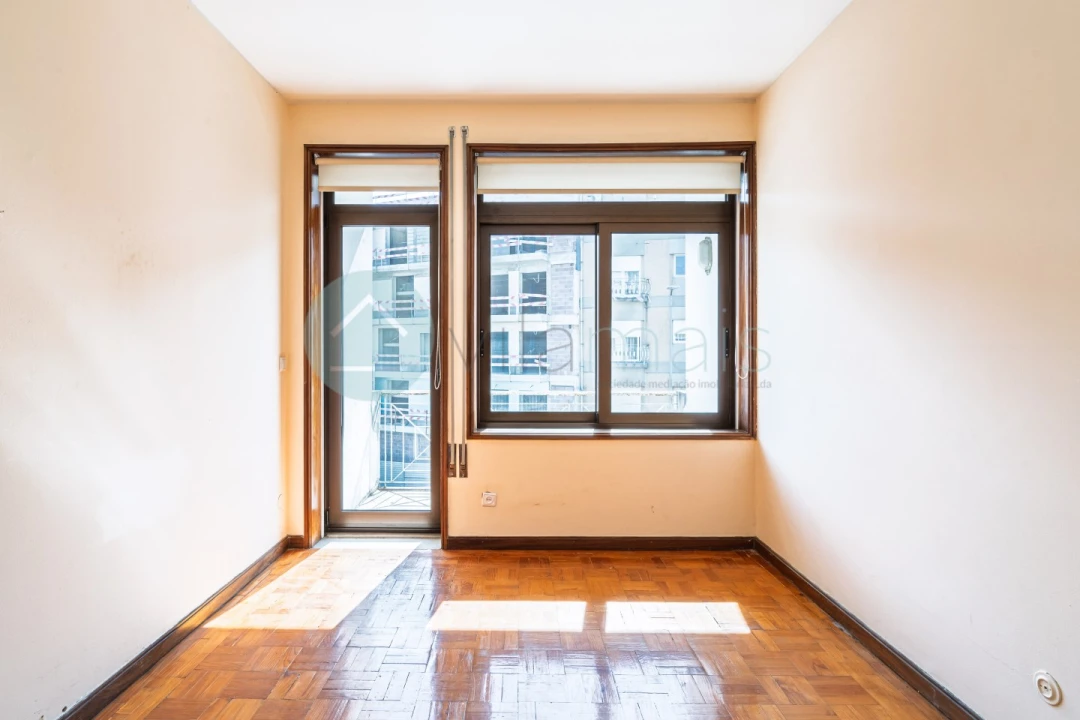 Apartamento T3 para Venda em Paranhos Foto 8