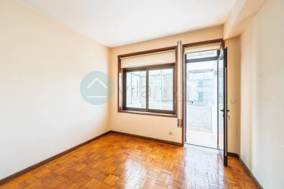 Apartamento T3 para Venda em Paranhos