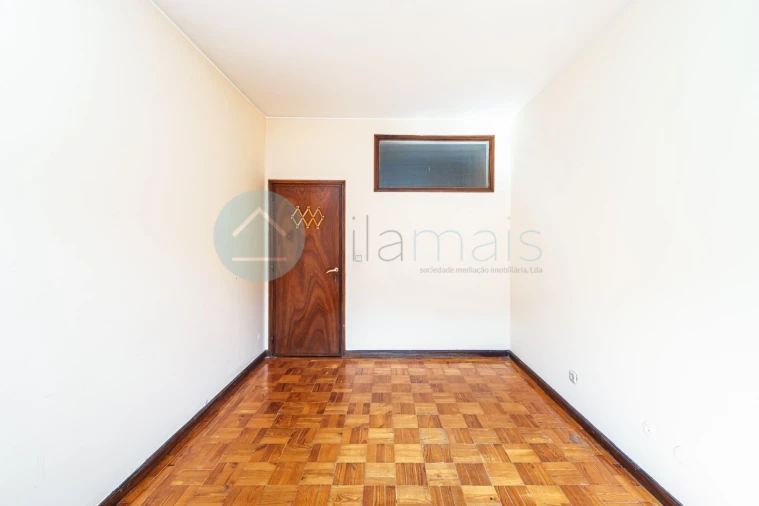 Apartamento T3 para Venda em Paranhos Foto 3