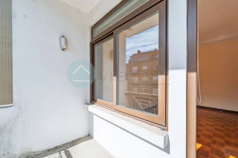 Apartamento T3 para Venda em Paranhos Foto 9