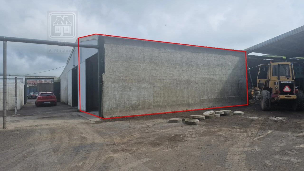 Armazém para Arrendamento em Cabouco Foto 4