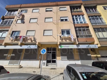 Apartamento T2 para Venda em Rio de Mouro