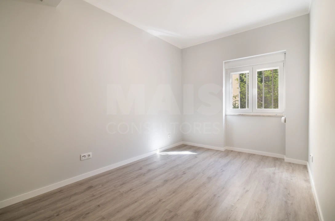 Apartamento T1 para Venda em Alto do Seixalinho, Santo André e Verderena Foto 10