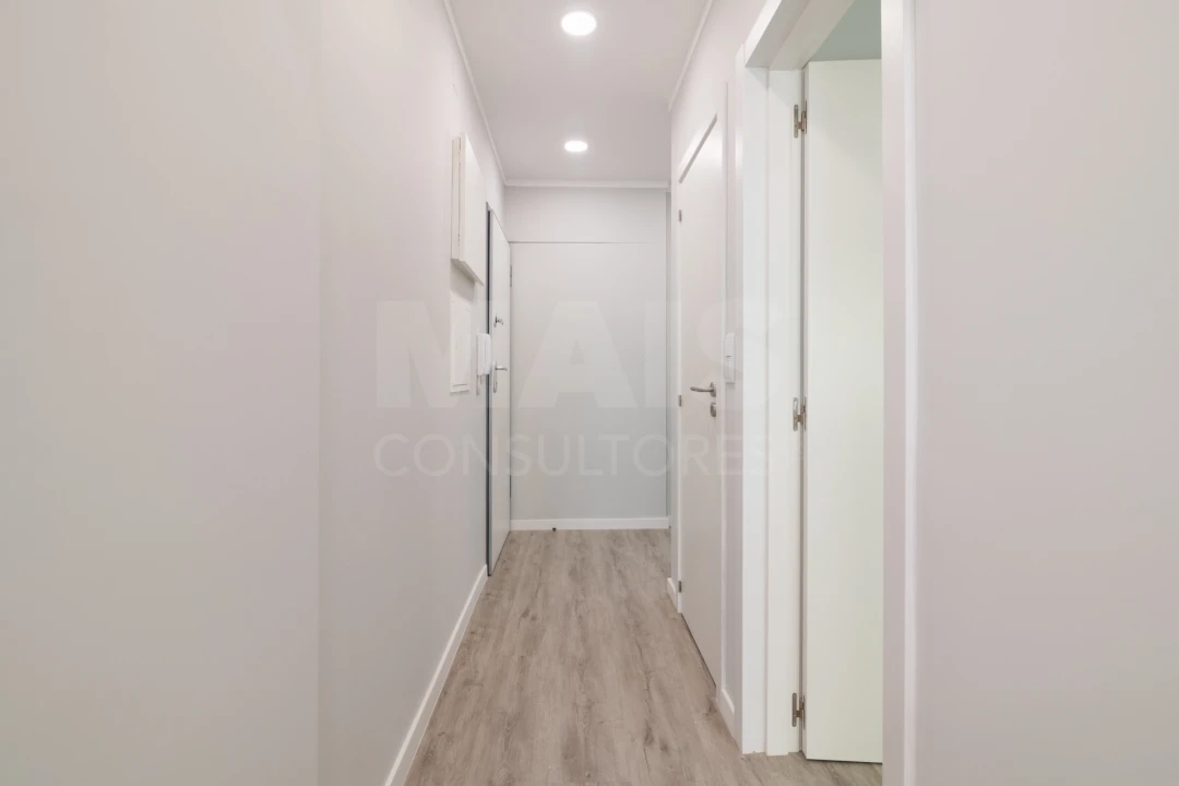 Apartamento T1 para Venda em Alto do Seixalinho, Santo André e Verderena Foto 9