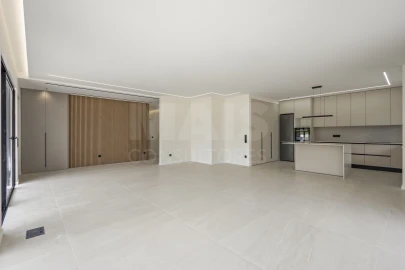 Moradia T3 para Venda em Alvorninha