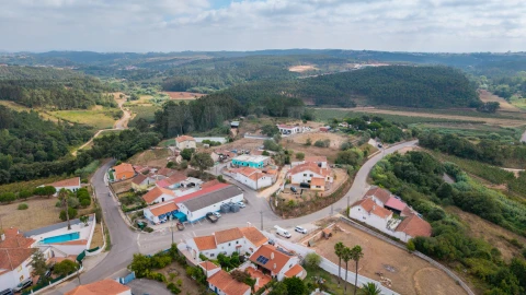 Moradia T3 para Venda em Salir de Matos