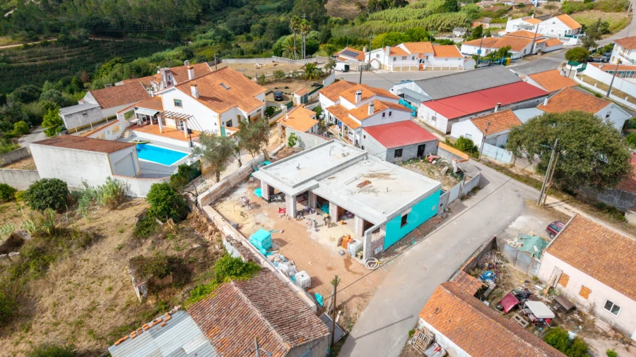 Moradia T3 para Venda em Salir de Matos