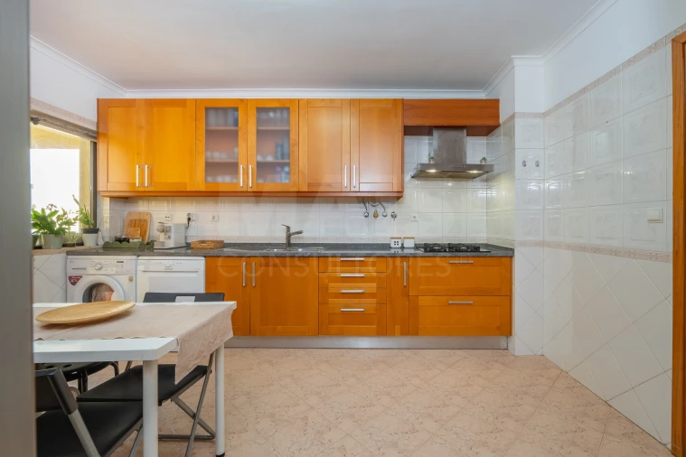 Apartamento T2 para Venda em Mina de Água Foto 7