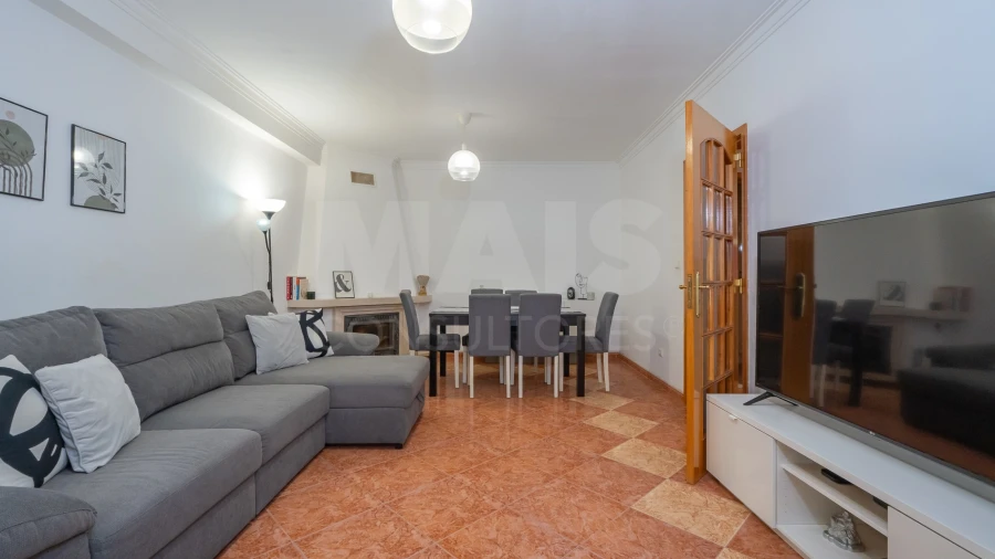 Apartamento T2 para Venda em Mina de Água