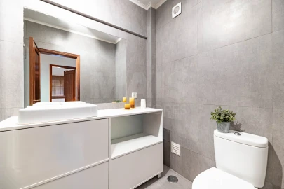 Apartamento T3 para Venda em Carnaxide e Queijas