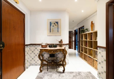 Apartamento T3 para Venda em Carnaxide e Queijas