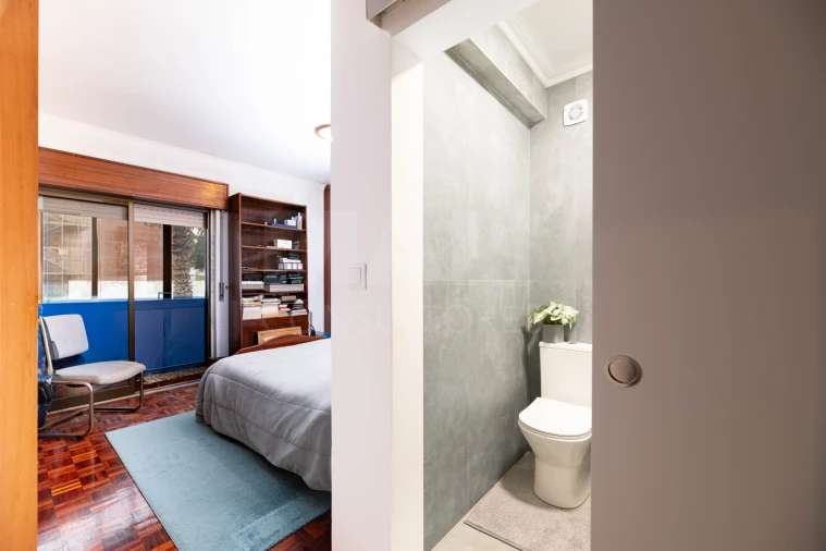 Apartamento T3 para Venda em Carnaxide e Queijas Foto 12