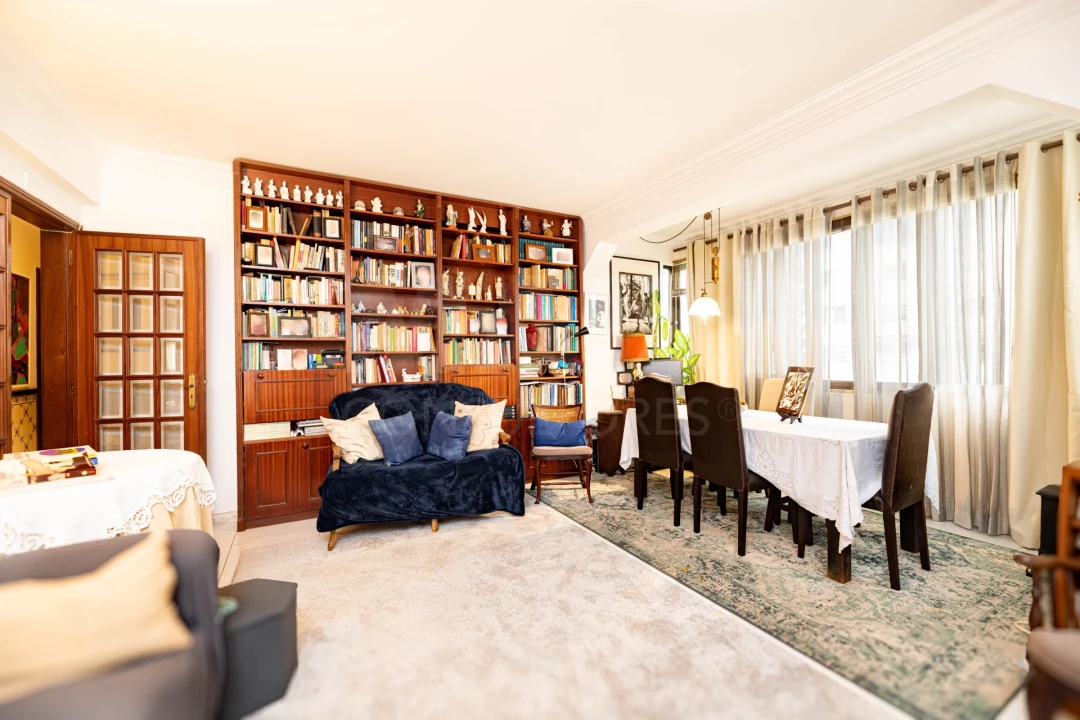 Apartamento T3 para Venda em Carnaxide e Queijas Foto 6