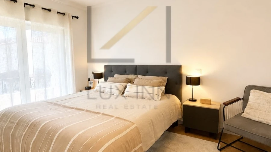 Apartamento T2 para Venda em Carcavelos e Parede