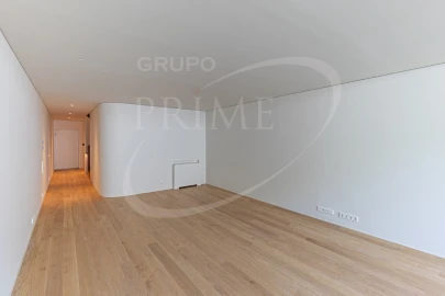 Moradia T2 para Venda em Aldoar, Foz do Douro e Nevogilde