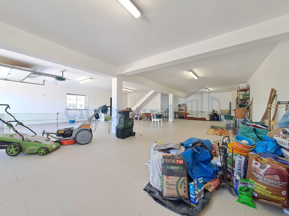 Moradia T3 para Venda em Alvorninha Foto 20