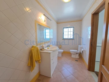Moradia T3 para Venda em Alvorninha