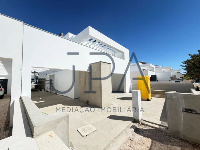 Moradia T4 para Venda em Castro Marim Foto 3