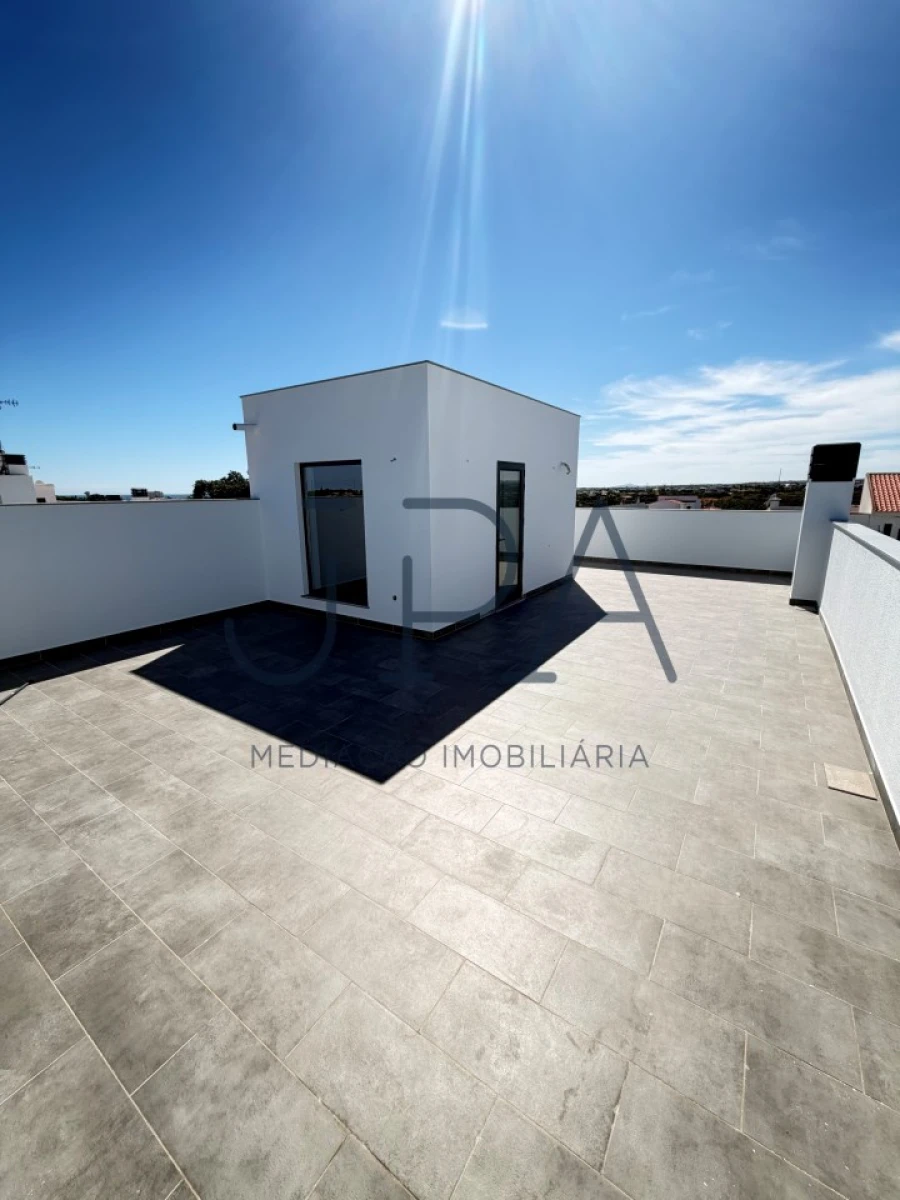 Moradia T4 para Venda em Castro Marim Foto 6
