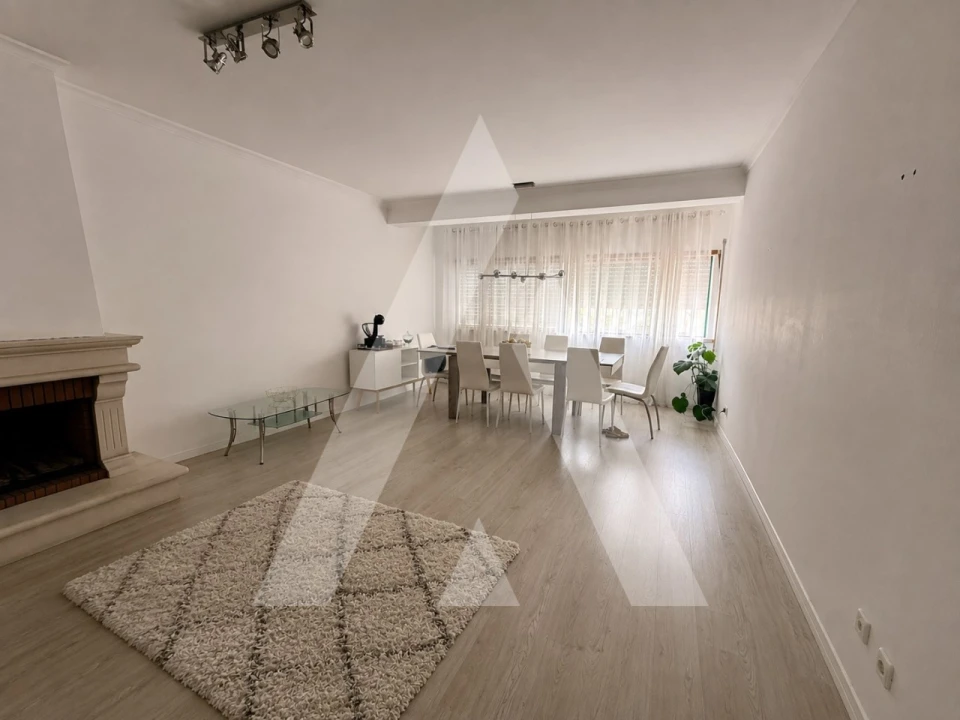 Apartamento T4 para Venda em Marrazes e Barosa Foto 1