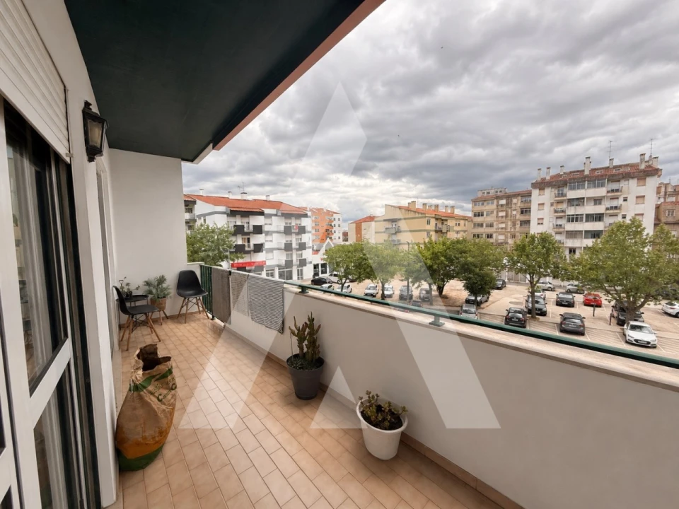Apartamento T4 para Venda em Marrazes e Barosa Foto 2