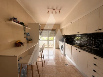 Apartamento T4 para Venda em Marrazes e Barosa