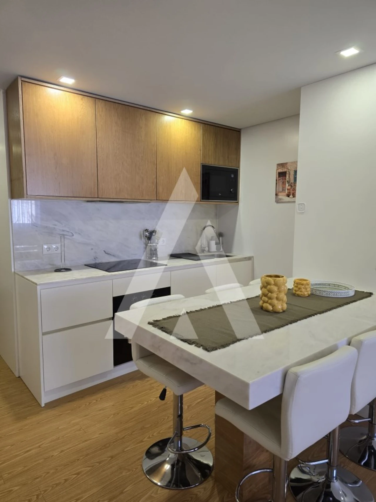 Apartamento T2 para Arrendamento em Santa Maria Maior e Monserrate e Meadela Foto 1